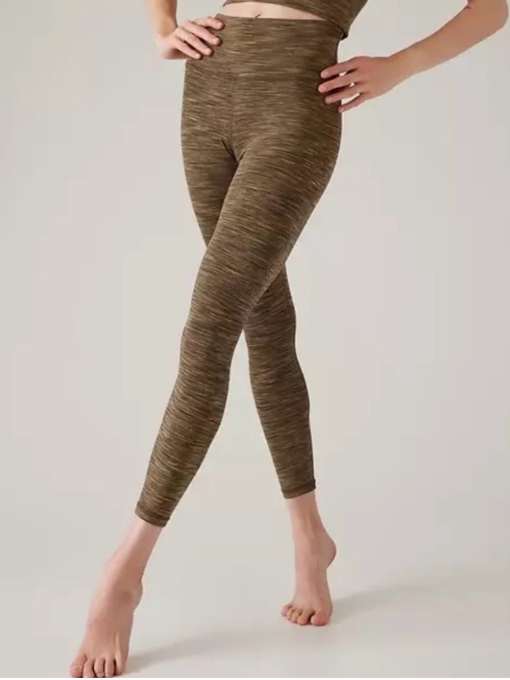Athleta Transcend Textured 7/8 Tight Leggings Olive Size Large